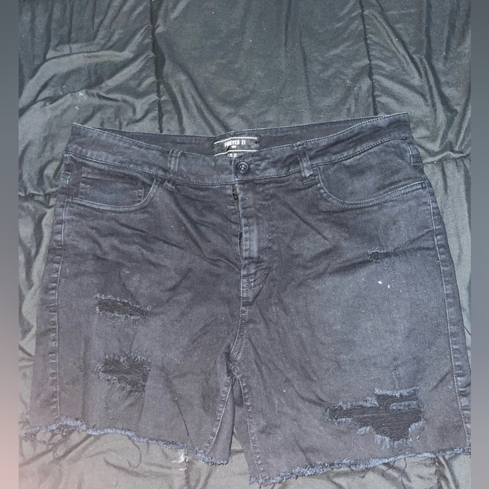 Forever 21 distressed shorts